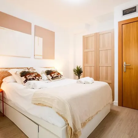 Forest Ideal Familias Casco Historico Balcon Διαμέρισμα