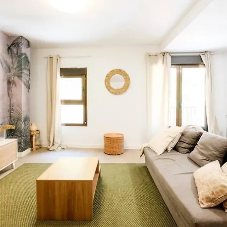 Forest Ideal Familias Casco Historico Balcon Apartment