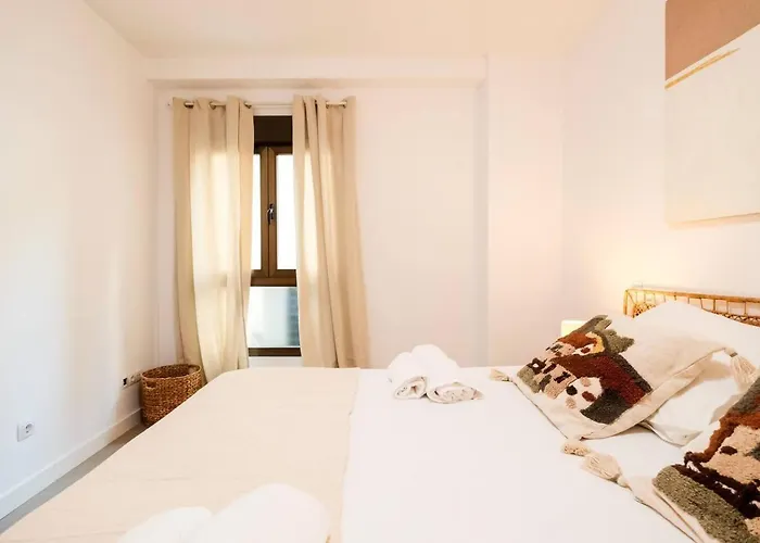 Forest Ideal Familias Casco Historico Balcon Daire Zaragoza